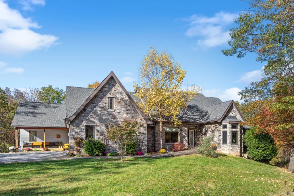 Front of House - Crazy Horse Ridge